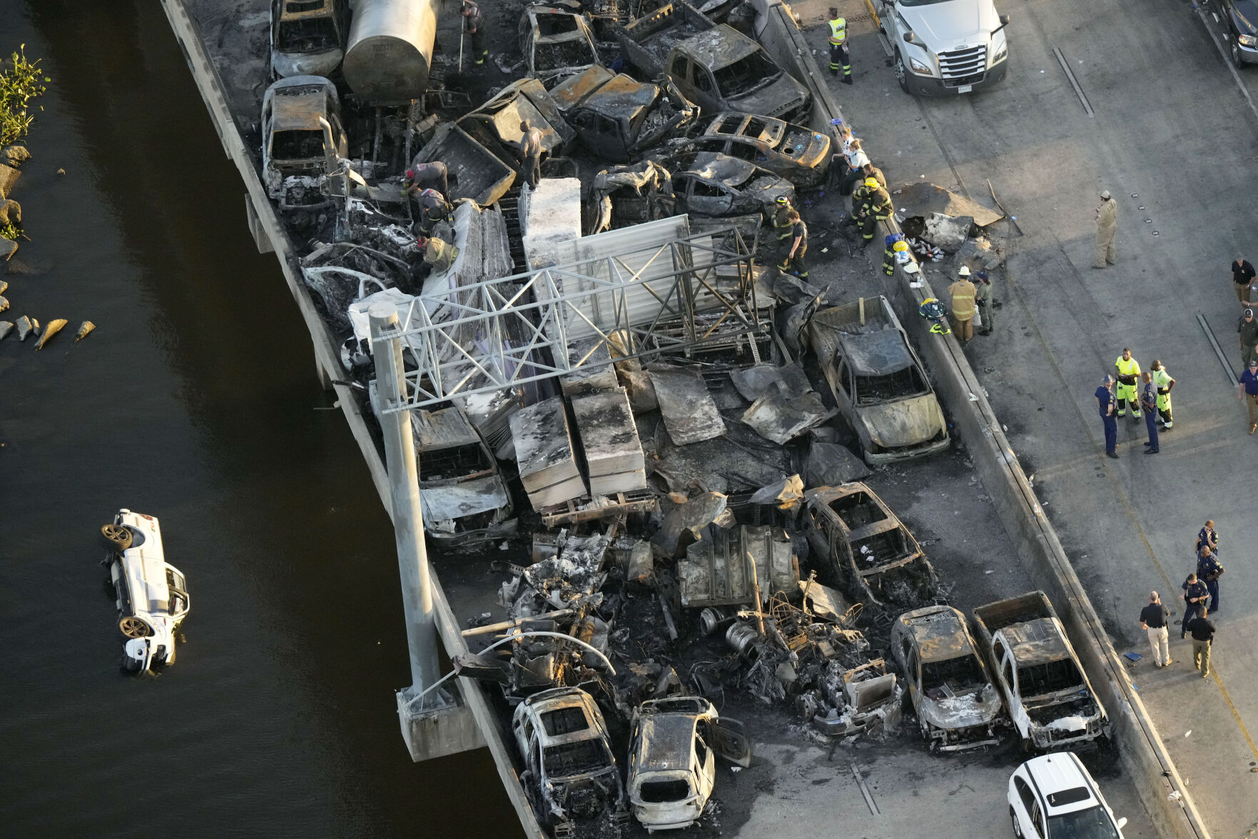 I-55 Still Closed After Deadly Pileup Involving 158 Cars | Traffic ...