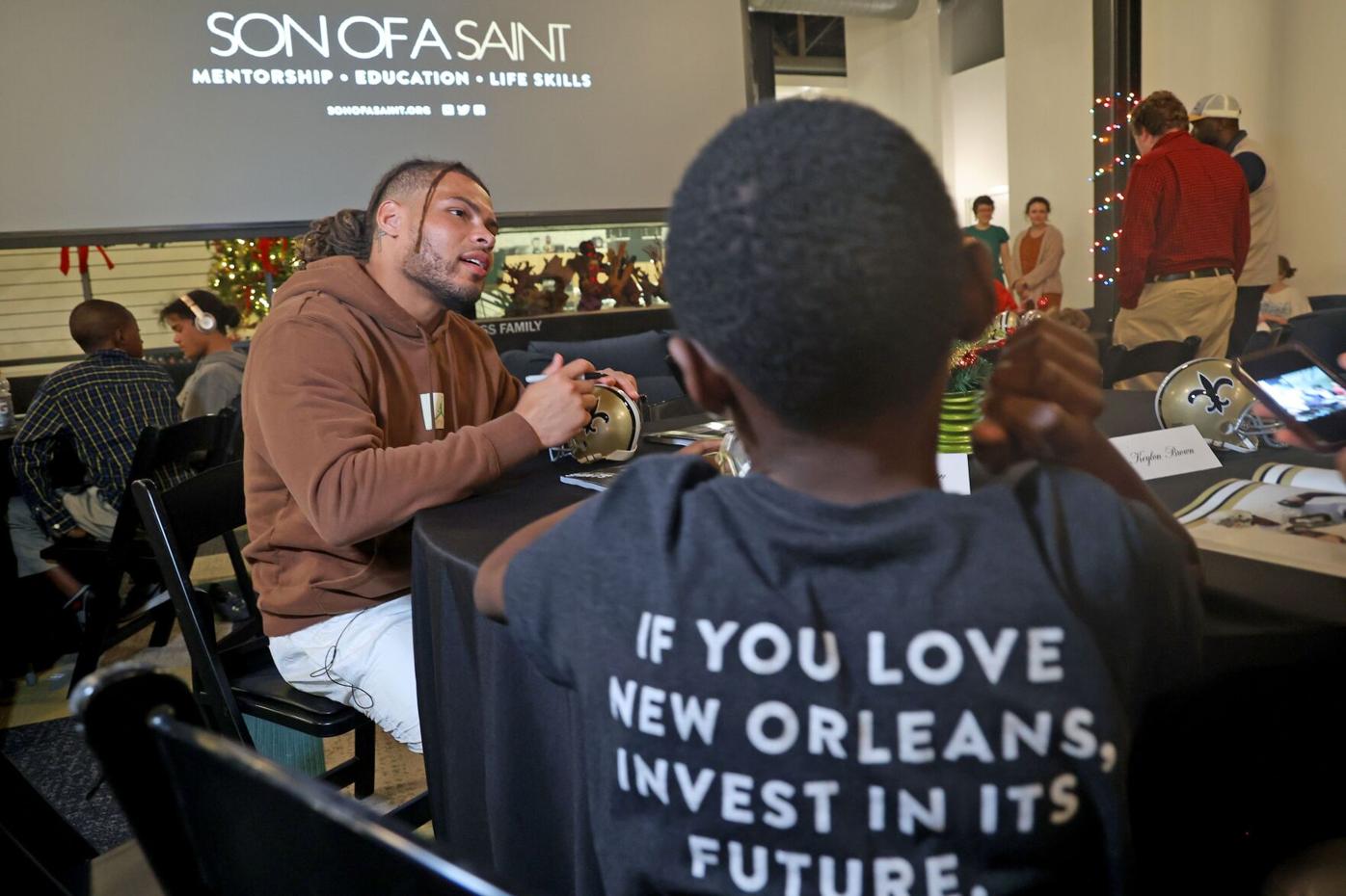 Tyrann Mathieu surprises New Orleans kids with new Jordans 