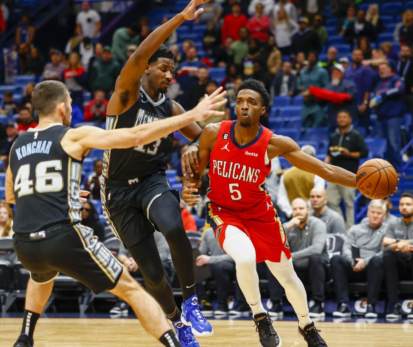 Sports digest: CJ McCollum, Pelicans beat Grizzlies without