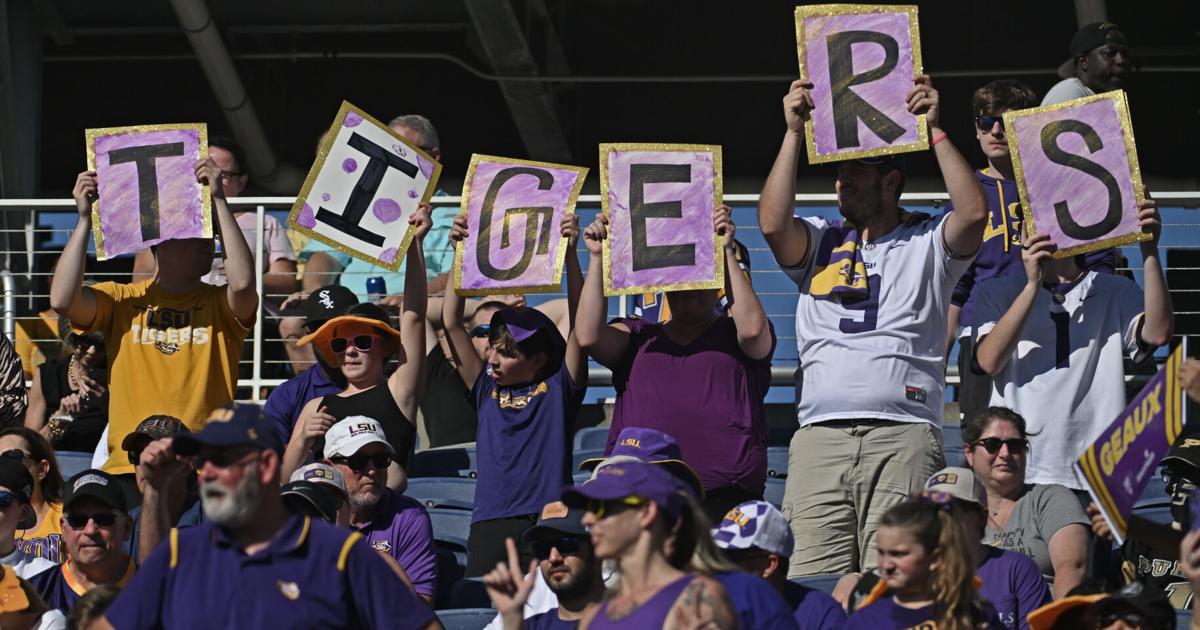 LSUUSC has kickoff time set for 2025 opener in Las Vegas LSU