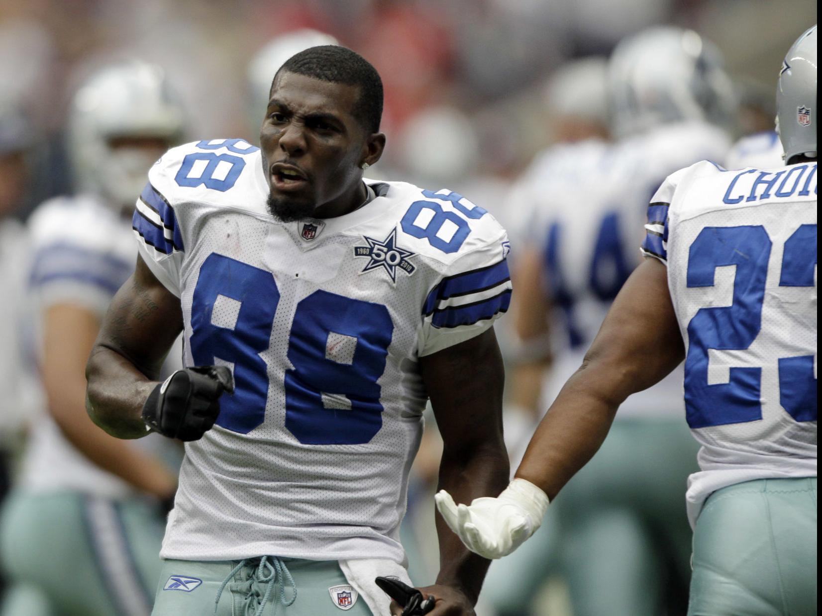 Dez Bryant Signs With Saints to End Free Agency Holdout and Play for Super  Bowl