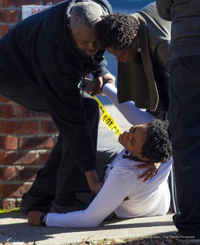 Man Woman Fatally Shot Inside Apartment New Orleans Police Say Crimepolice 