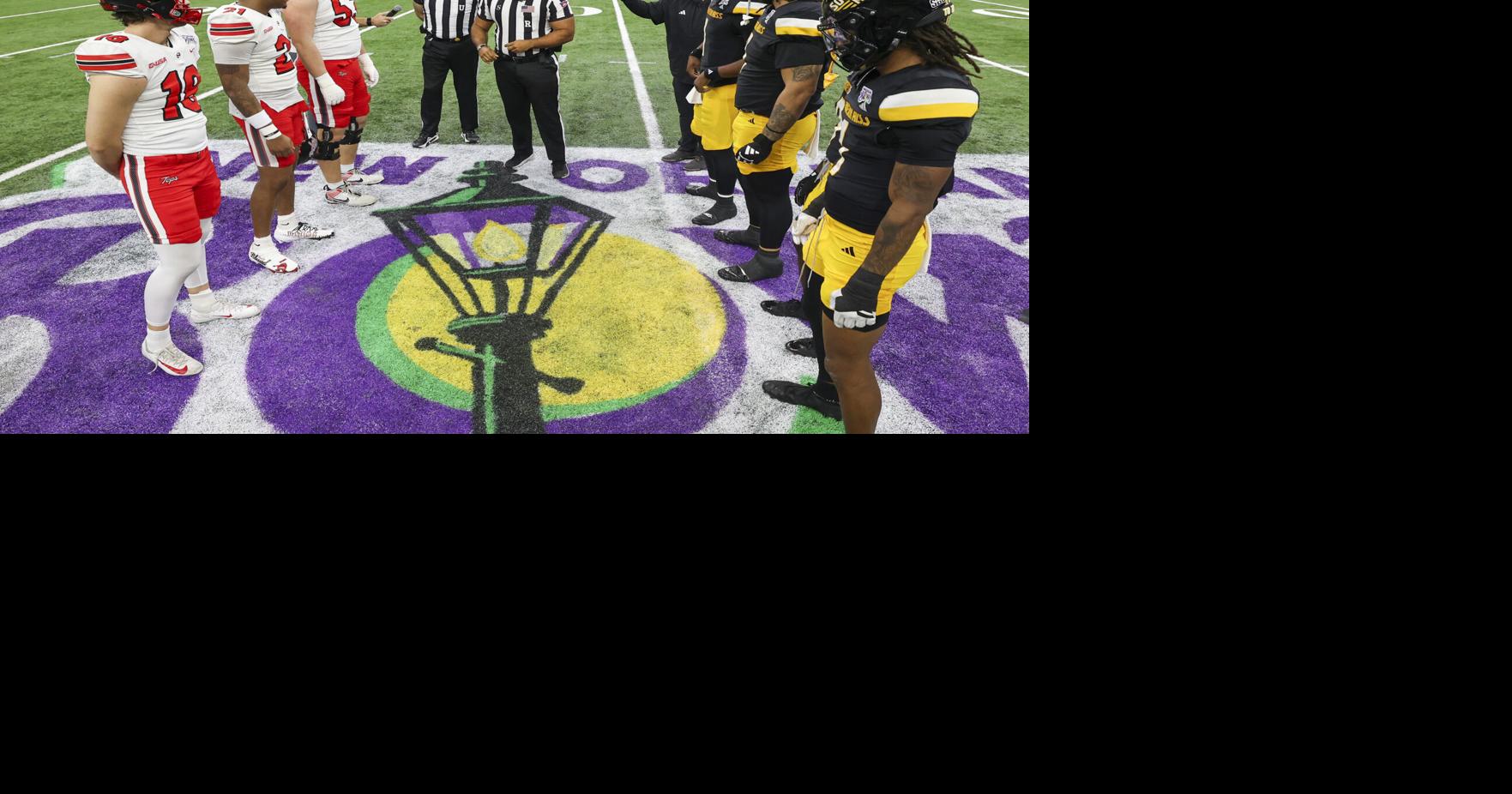 Photos: Western Kentucky Hilltoppers win New Orleans Bowl against Southern Mississippi Golden Eagles