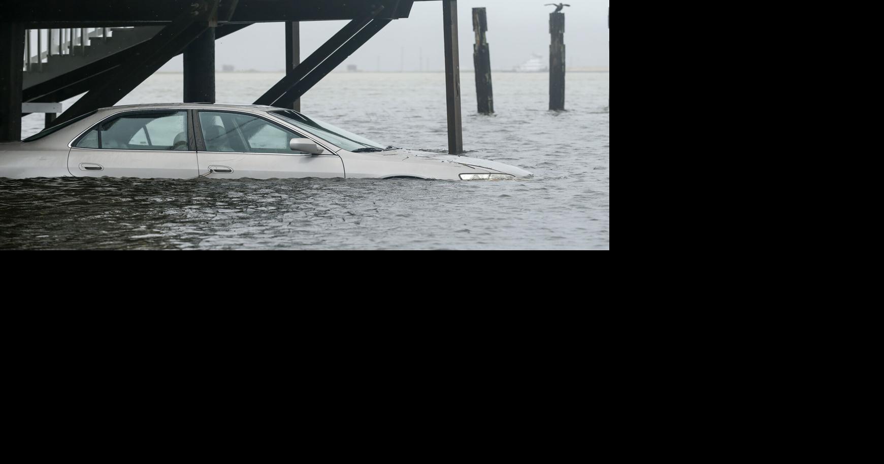 Photos: Tropical Storm Beta floods Galveston, coastal areas of Texas ...