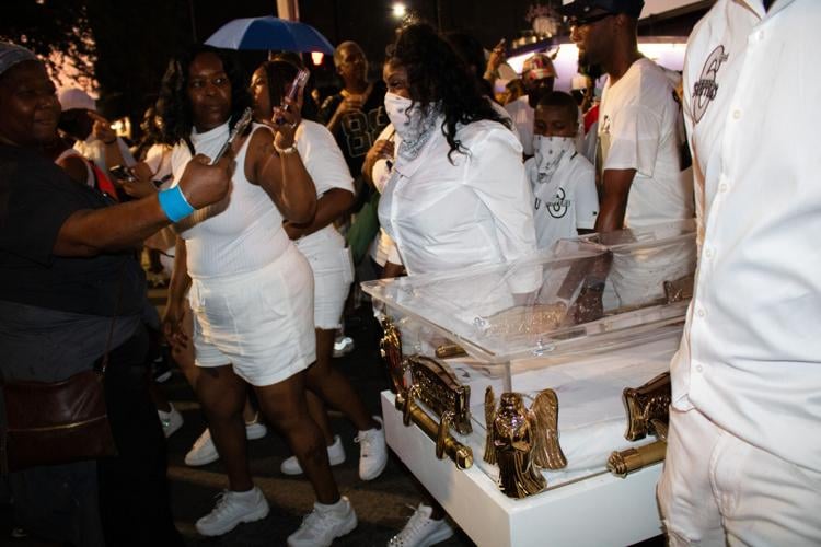Scenes from the Frankie Beverly Second Line | | nola.com