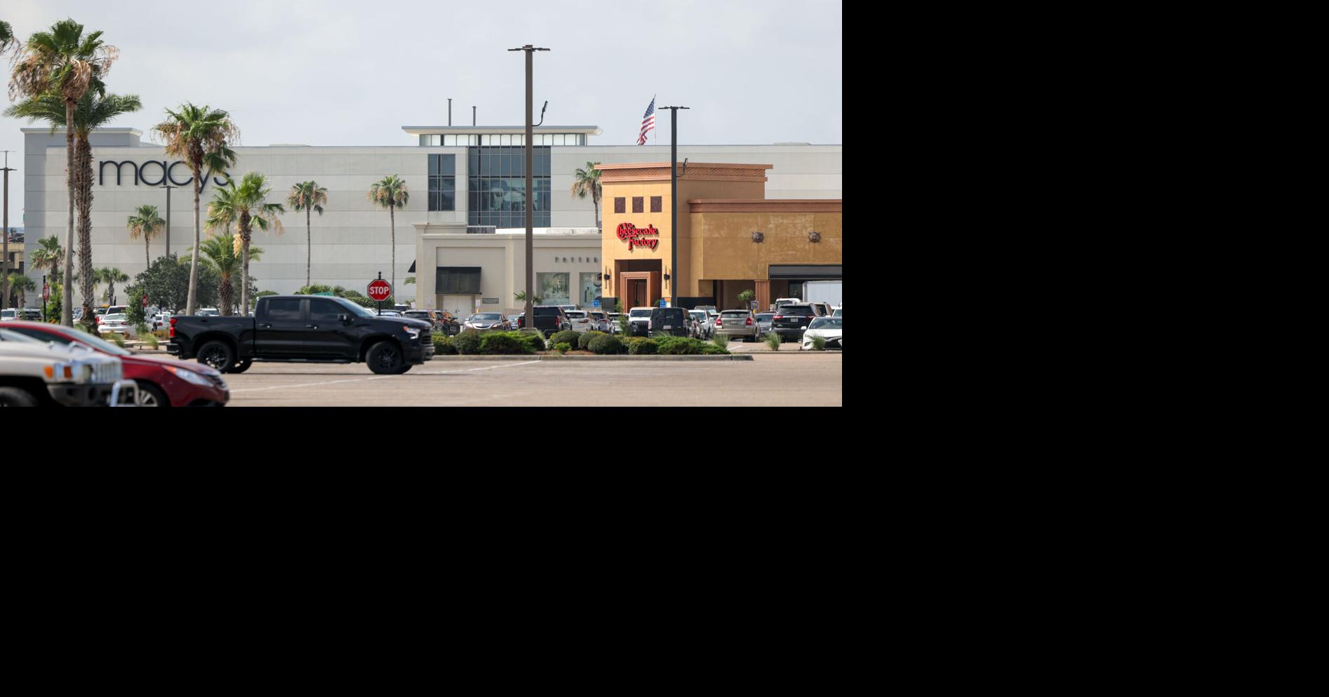 Designer brand opens new store in Metairie's Lakeside Shopping Center, the mall’...