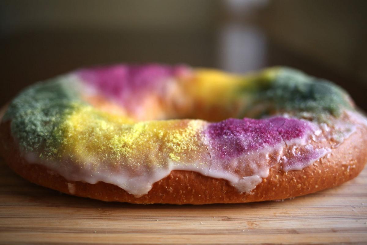 King Cakes In Lafayette Louisiana Plan your wedding with