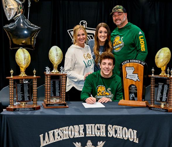 Christian Westcott makes it official with SLU; 7 Lakeshore