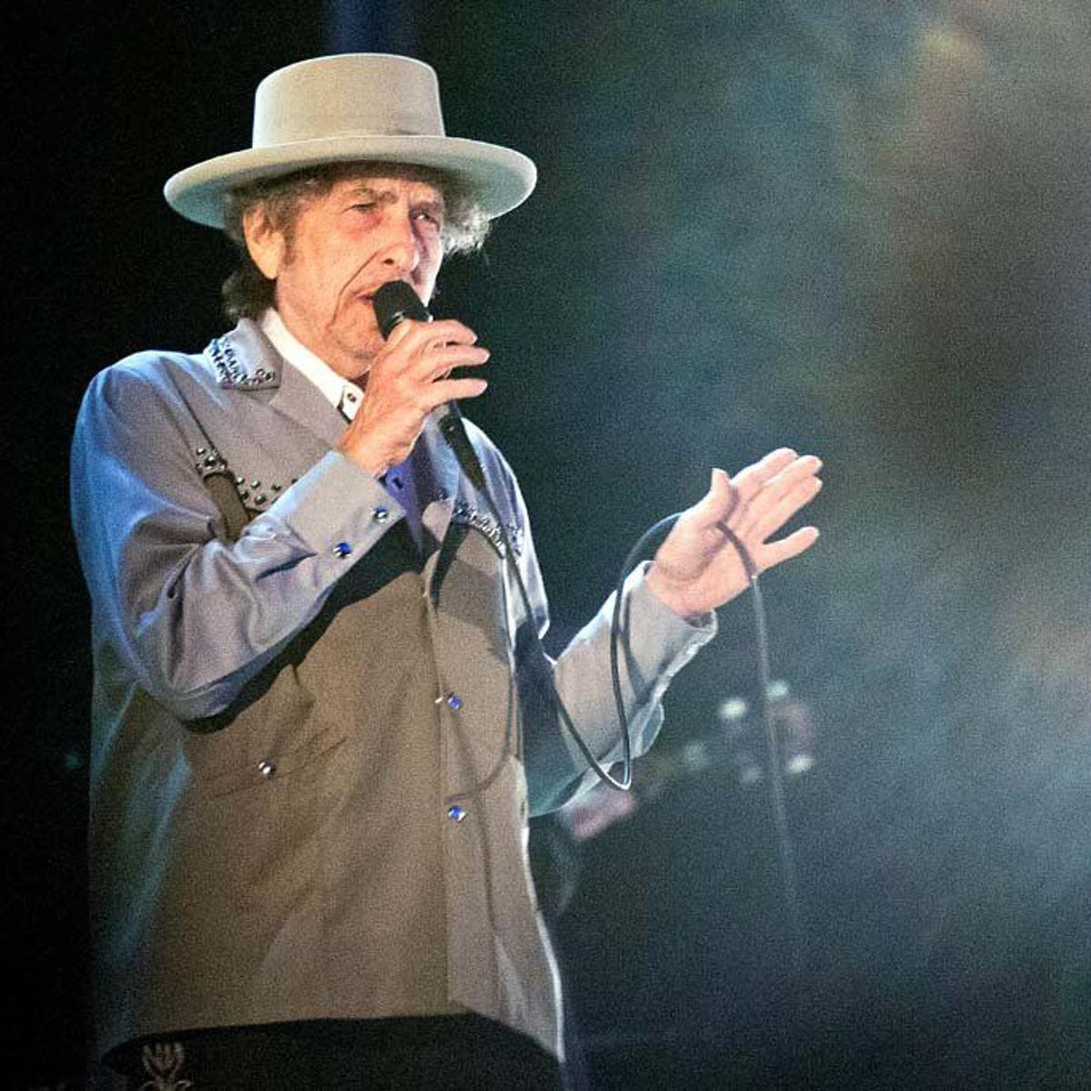 Knockin On Heaven S Door Covington Church Honors Bob Dylan