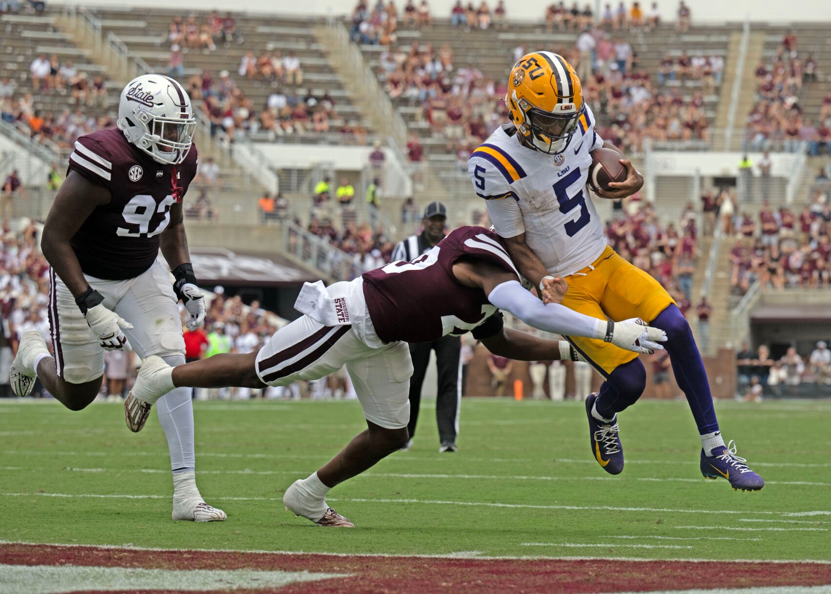 Jayden Daniels Emerging As One Of Top QBs In SEC, Nation | LSU | Nola.com