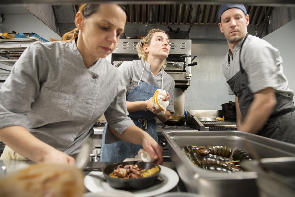 Review Zasu A Tiny Bistro Frames A Chef S Return And A Win For