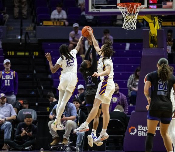 Lsu S Grace Knox Displays Special Potential In Blowout Win Womens