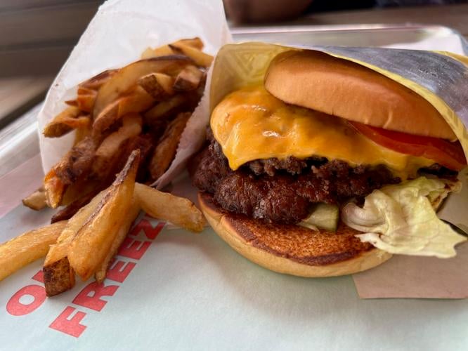 New Orleans, Louisiana food writers review burgers | Where NOLA 