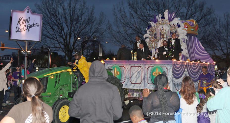 Krewe of Athena rolls in Metairie See photos from the parade Archive
