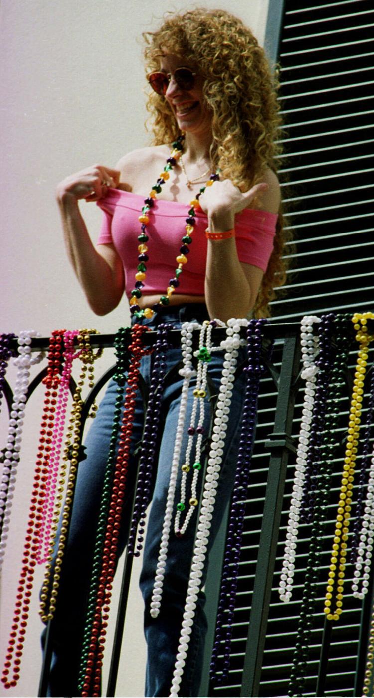 Mardi Gras Flashback Texas Artist 65 Says She Was First To Bare Breasts For Beads At Carnival