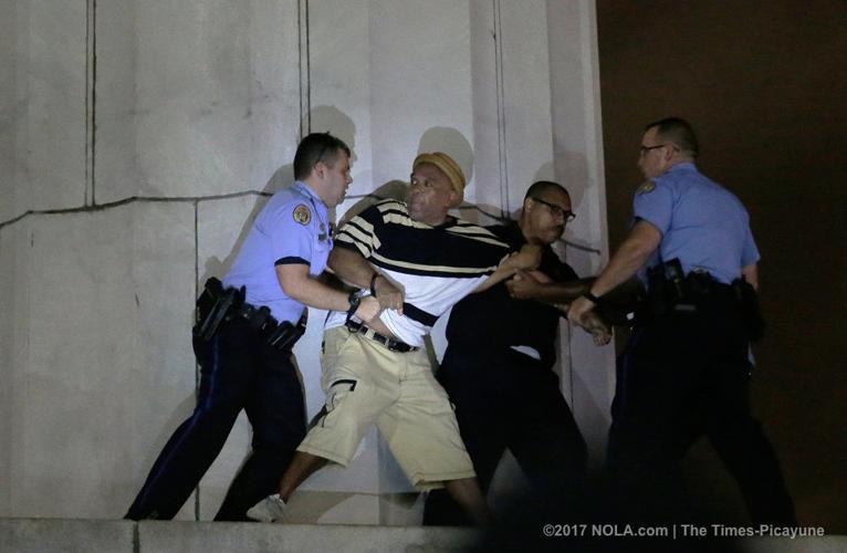 Confederate Gen. Robert E. Lee statue coming down Friday morning, city announces Local