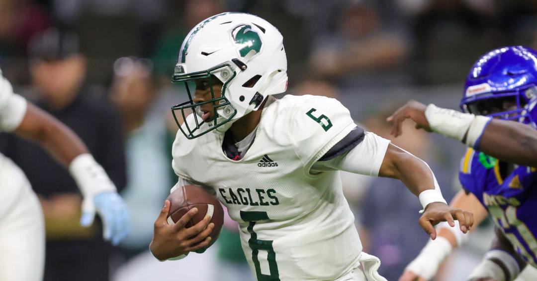 Shaw's senior quarterback is working 'to be even better this season' alongside his brother