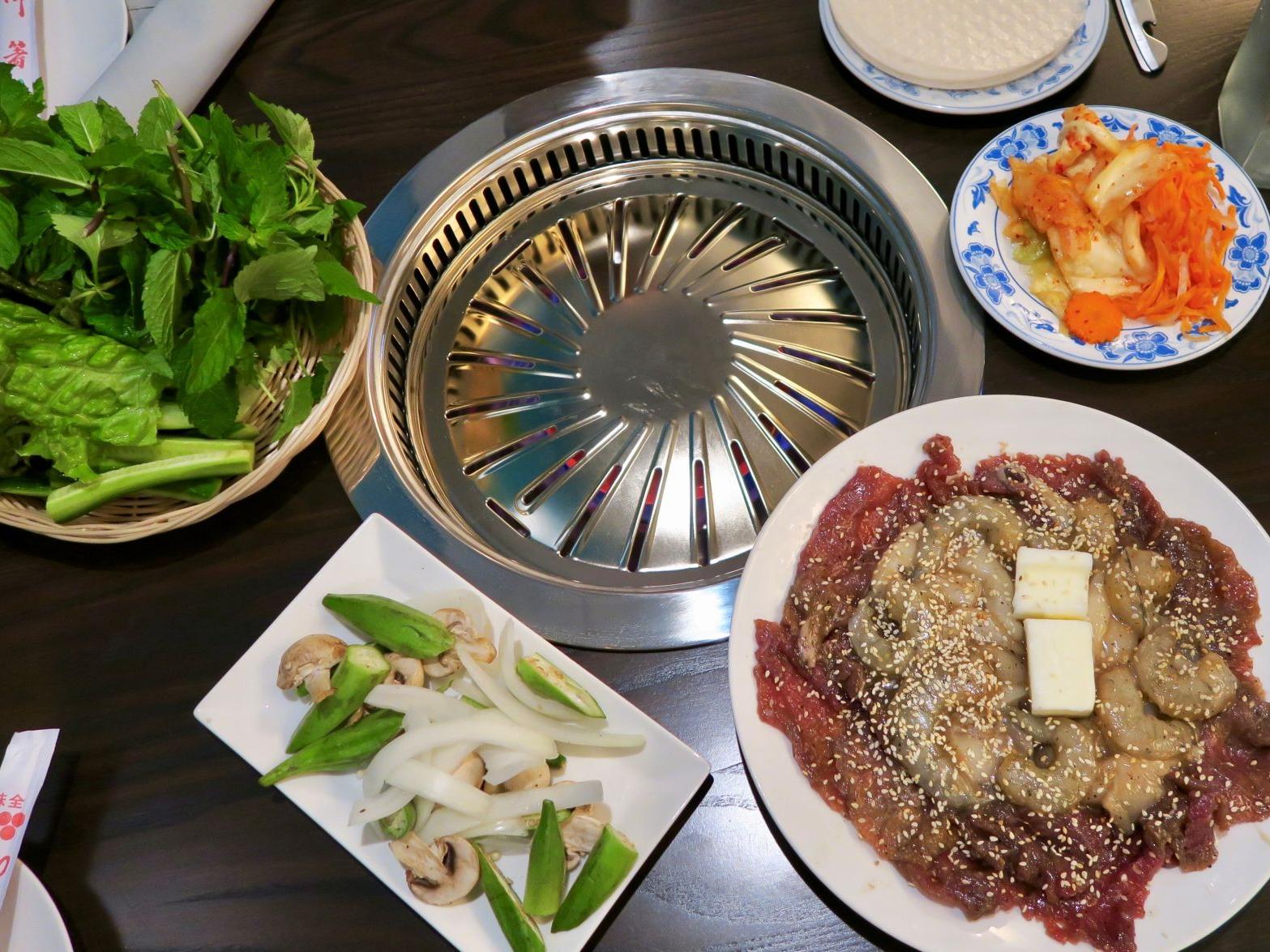 Nine Roses A First Generation Vietnamese Restaurant Doubles Down For The Next Where Nola Eats Nola Com