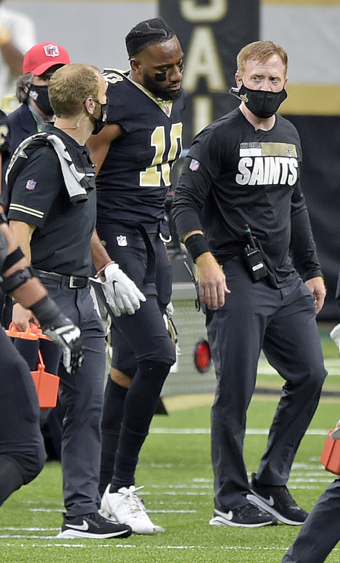 Saints overcome Brees injury, beat 49ers 27-13 - The San Diego Union-Tribune