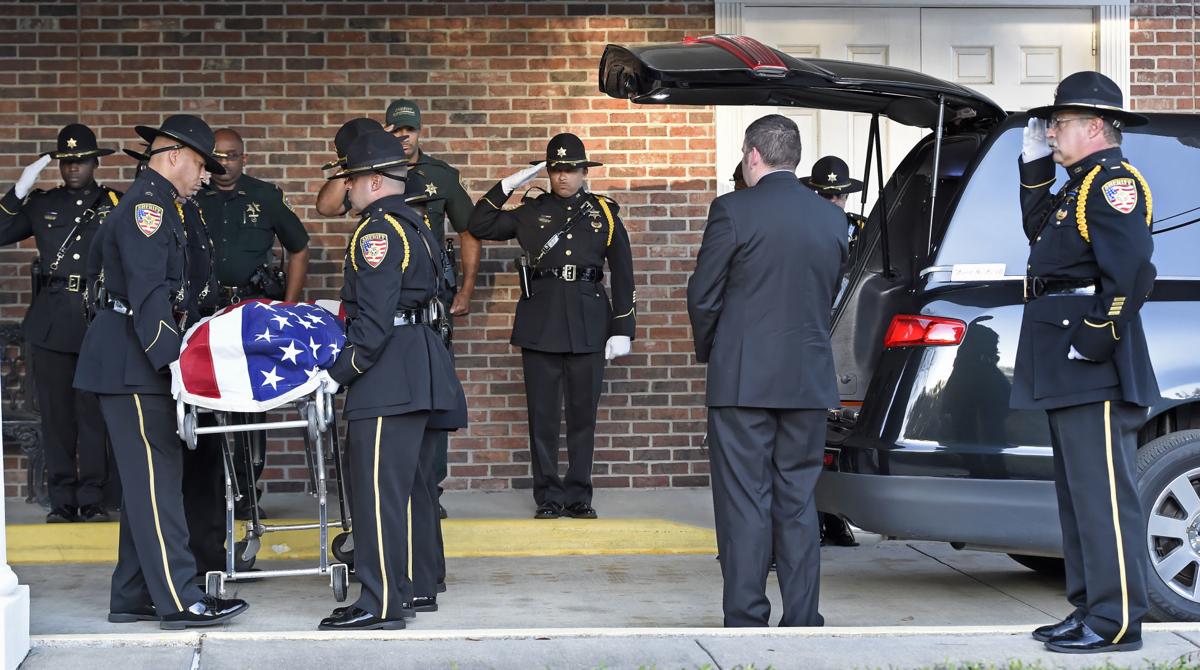 Photos Somber Scene As Slain Baton Rouge Deputy Shawn Anderson S