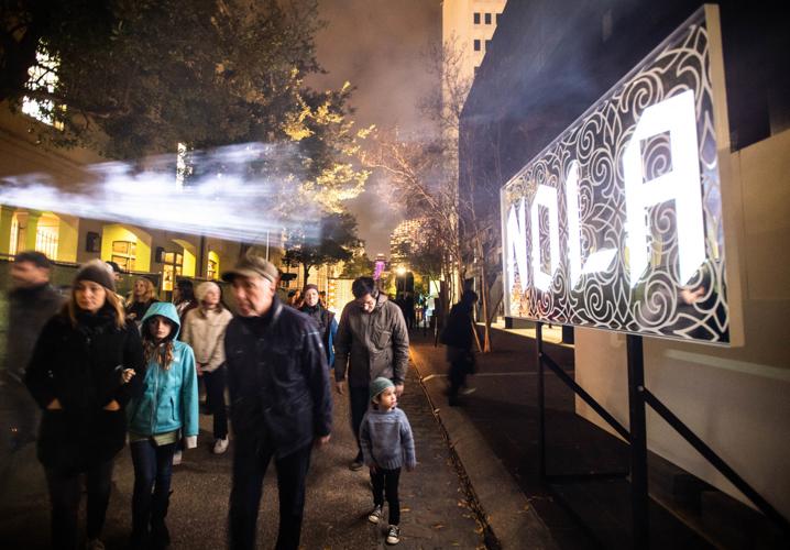 Photos Luna Fete opens with dazzling display. Multimedia