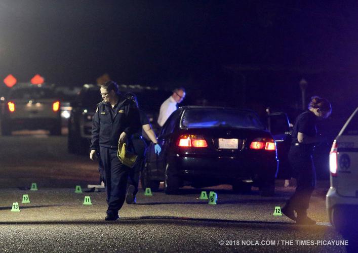 'This is New Orleans': Family mourns at scene of Algiers fatal shooting ...