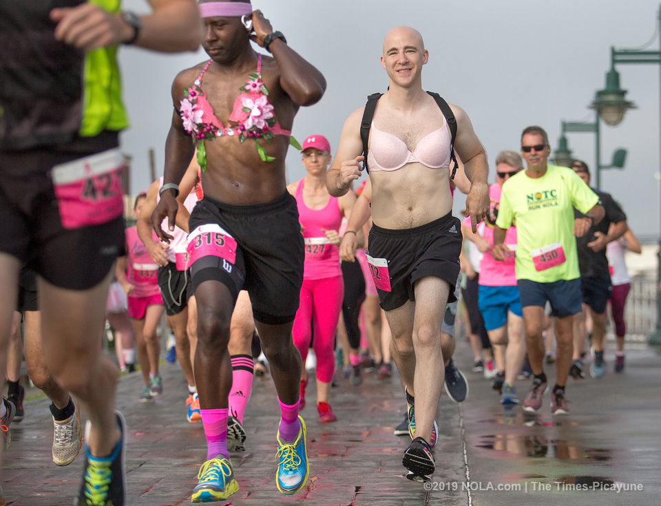 pink bra run