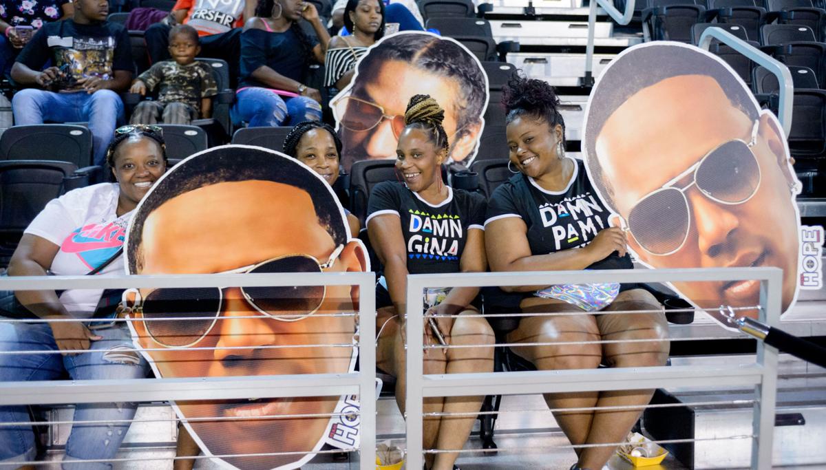 Wallpaper Photos Video Master P Hope Nola Hosts Celebrity Friends For For Free