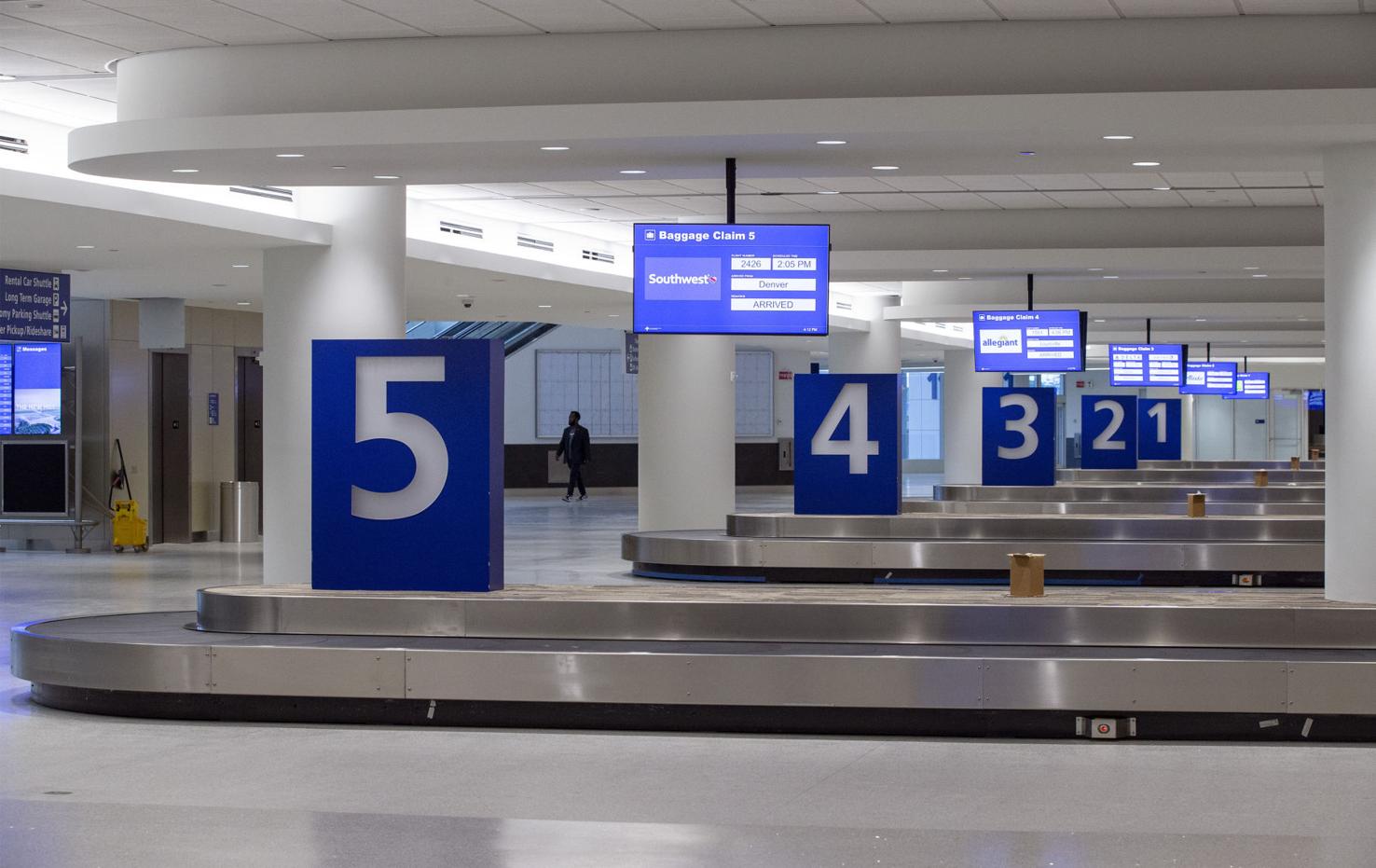 Luggage stolen from baggage claim at New Orleans airport Crime/Police