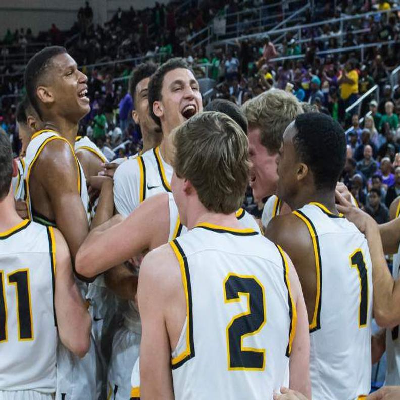 University Dissects Wossman 98 65 To Win Third Straight Class 3a
