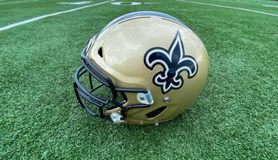 new orleans saints helmet.0001.jpg