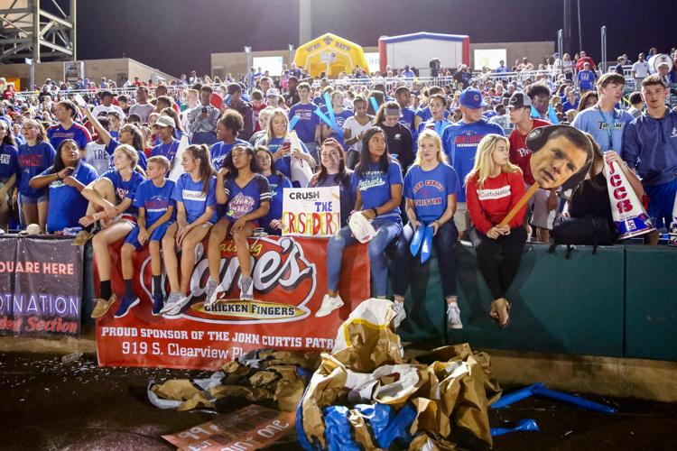 John Curtis' defense stuffs Brother Martin before 10,000plus in Zephyr