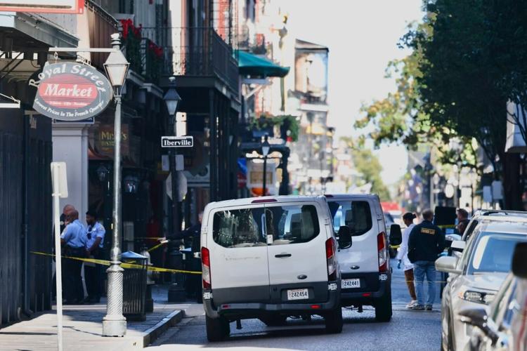 New Orleans LA mass shooting: Search on for suspects | Crime/Police ...