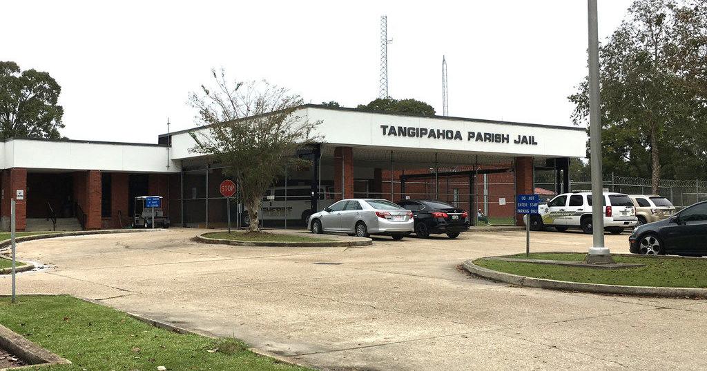2 inmates on the loose, 2 captured after escaping LA jail | Crime/Police - Vimarsana News