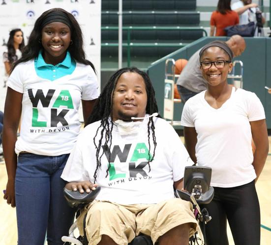 Devon Walker Celebrity Basketball Game raises funds for foundation