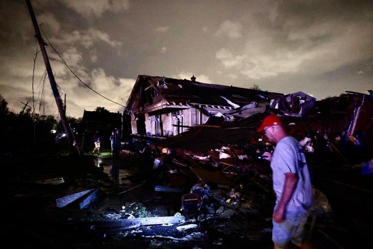 Tornado touches down in New Orleans, Arabi, killing one and leaving trail of damage | Weather | nola.com