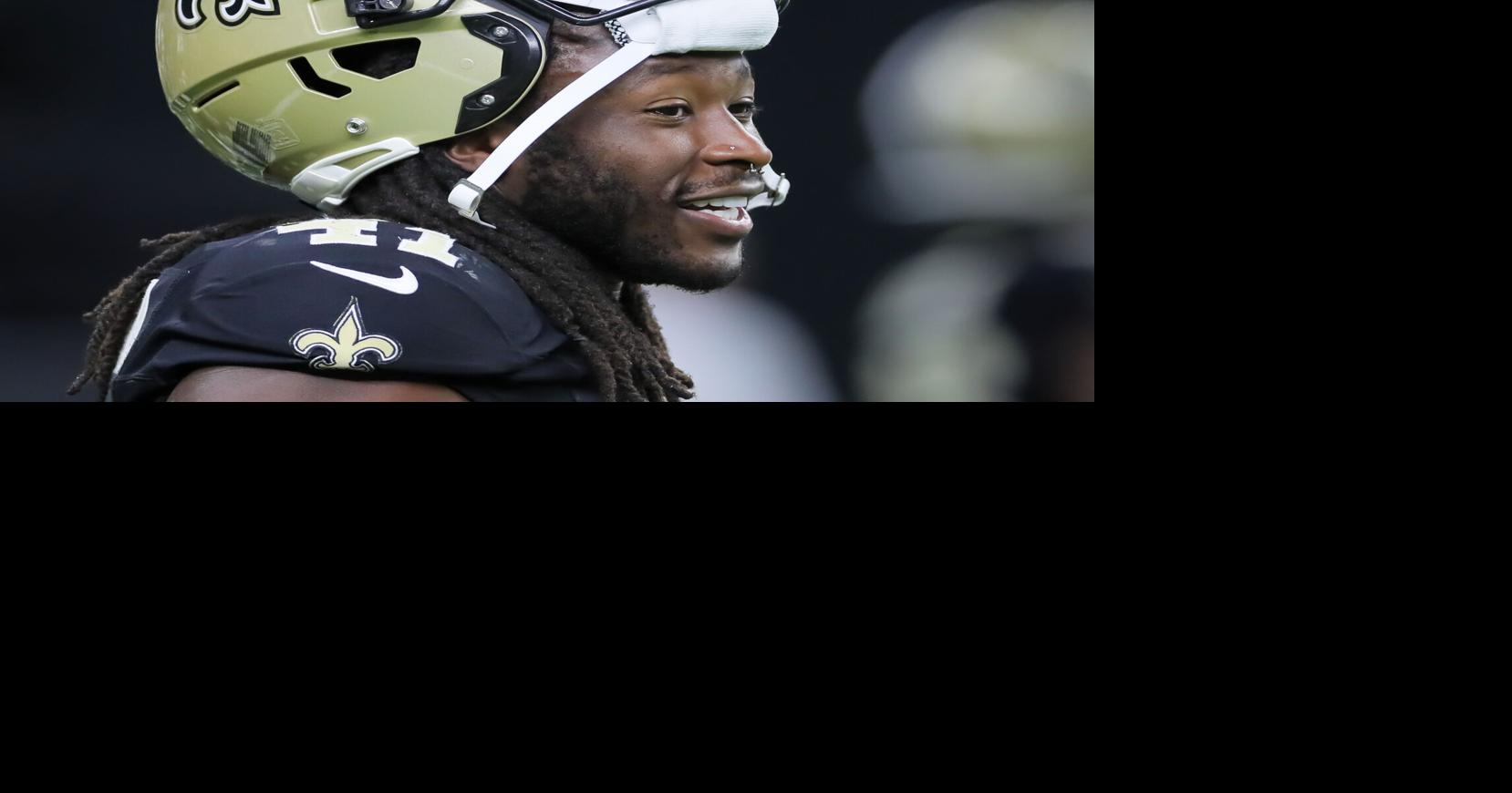 New Orleans Saints star Alvin Kamara surprises crowd at Savannah Bananas game in Tennessee