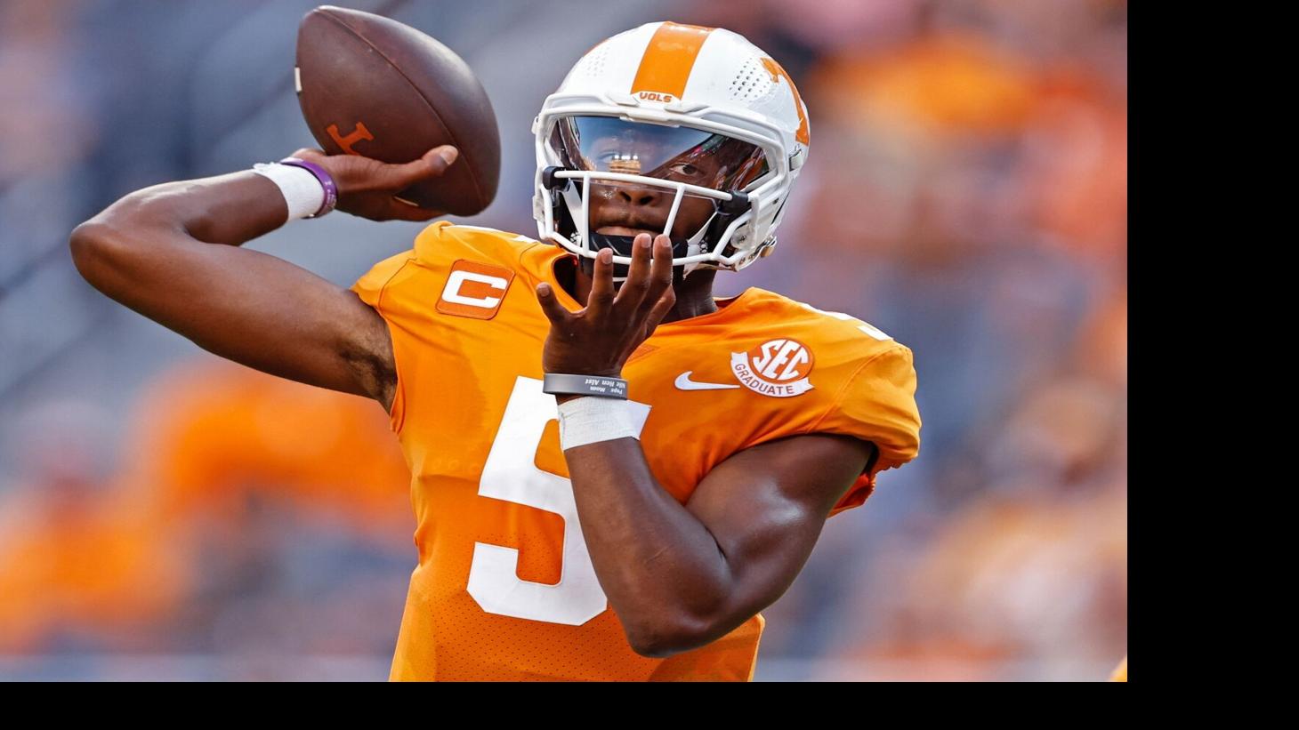 Tennessee Titans, QB Hendon Hooker set for pre-draft visit, per report