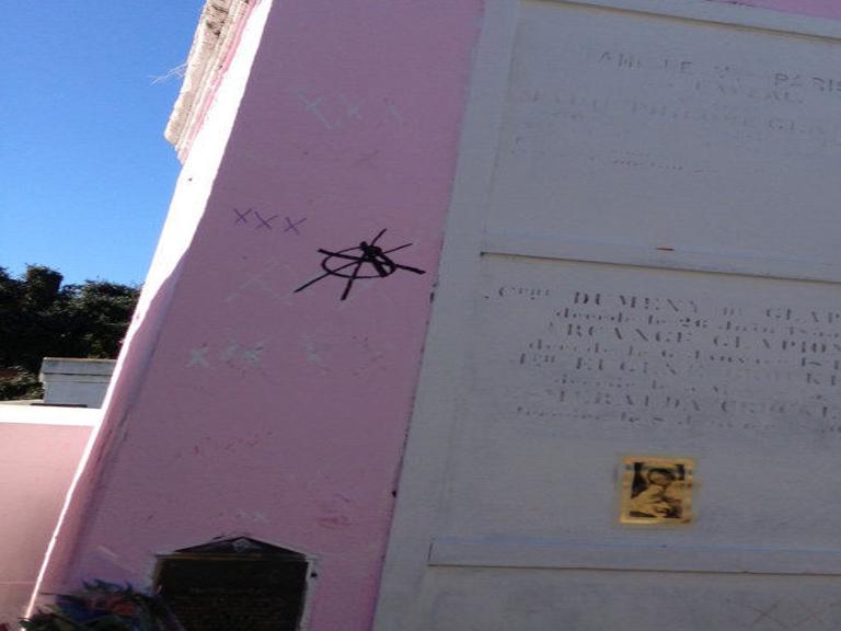Tomb Of Marie Laveau Voodoo Queen Of New Orleans Refurbished In Time For Halloween Crime Police Nola Com