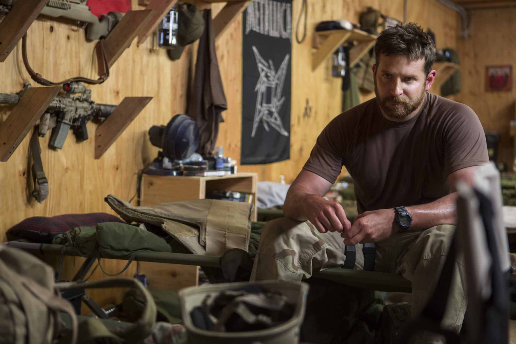 American Sniper movie review Clint Eastwood hits bull s eye with