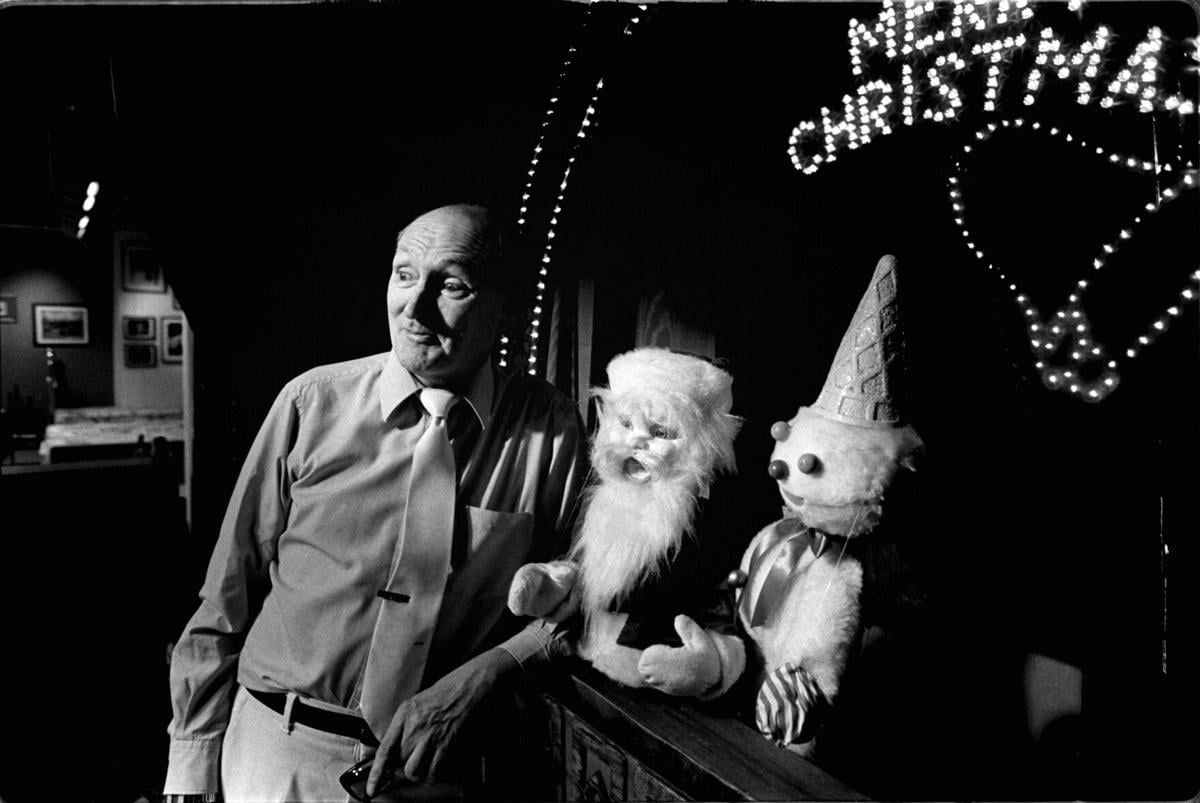 mr bingle mardi gras ladder