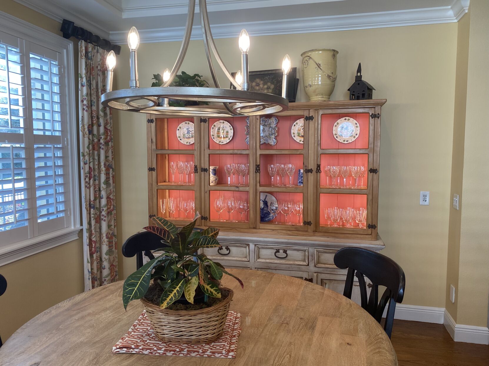 China cabinet deals light fixture