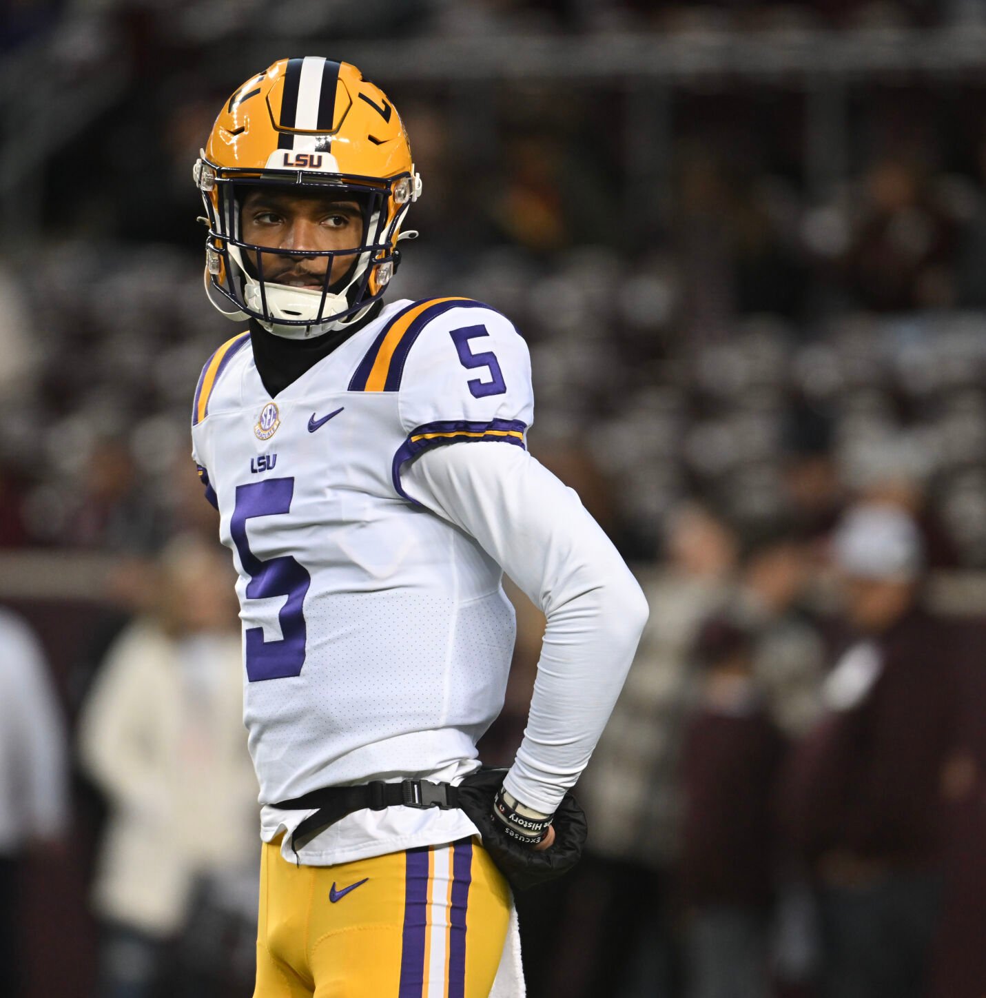 Jayden Daniels Is Returning To LSU, Bypasses NFL Draft | LSU | Nola.com