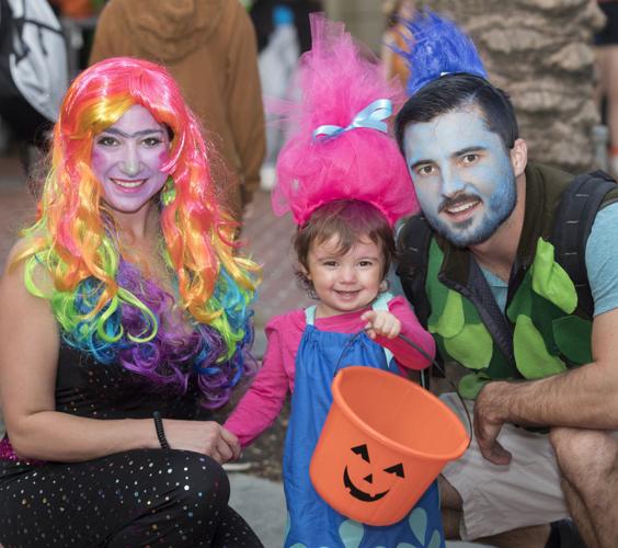 Boo at the Zoo's costumed revelers roam Aububon Zoo Parties/Society