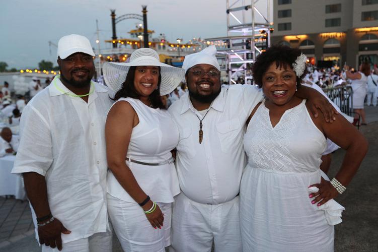 Diner en Blanc New Orleans takes over Spanish Plaza for one night