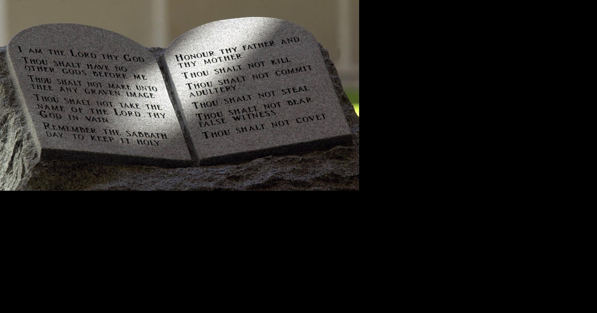 Louisiana's Ten Commandments law is unconstitutional, federal appeals court rules