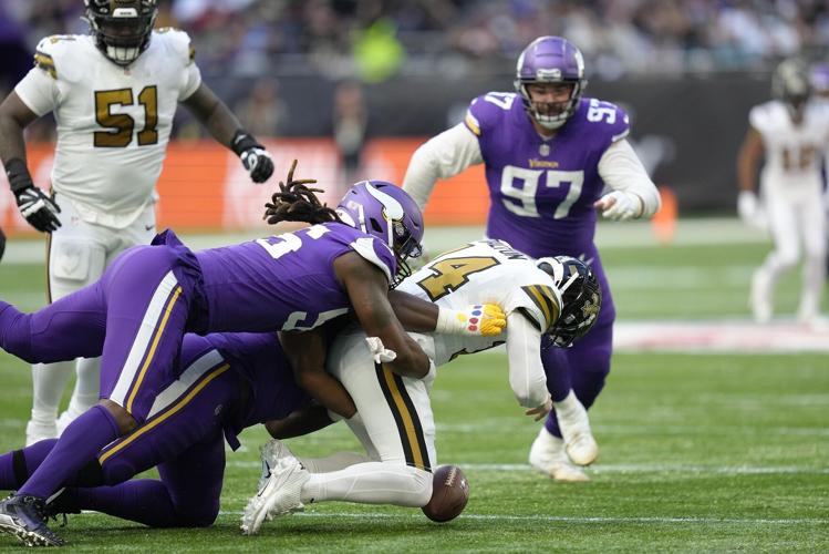 vikings saints stadium