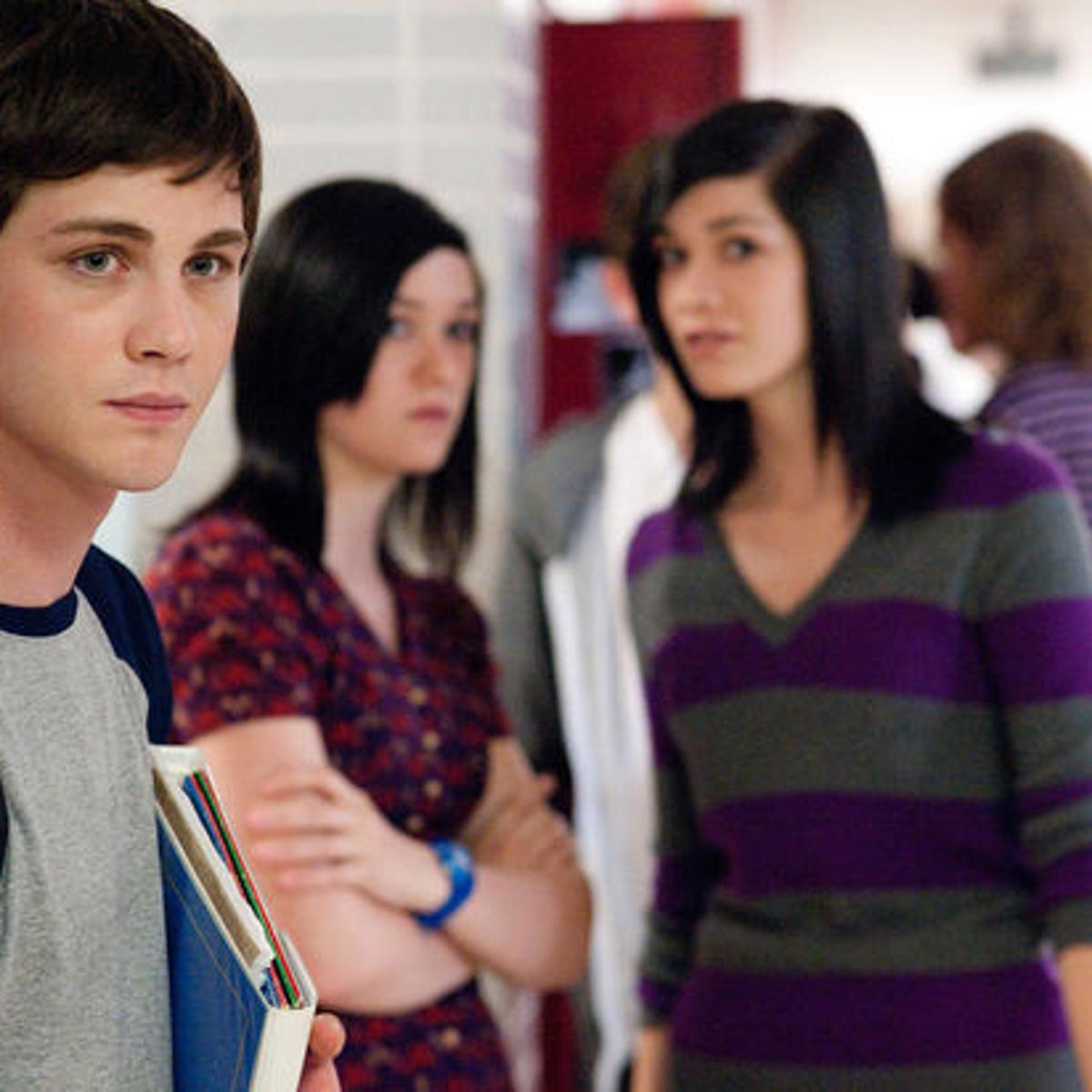 'Perks of Being a Wallflower' review: Supporting cast steals show in smart teen literary adaptation | Movies/TV | nola.com