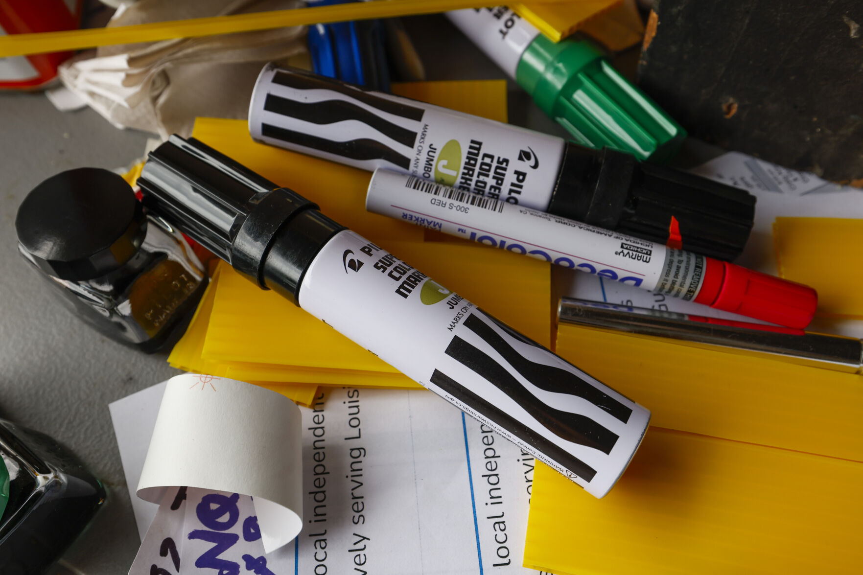 How Nan Parati draws 3,000 signs for New Orleans' Jazz Fest