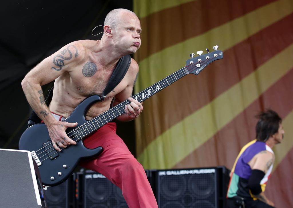 Red Hot Chili Peppers Return Bringing More Than A Little New Orleans With Them Keith Spera Nola Com